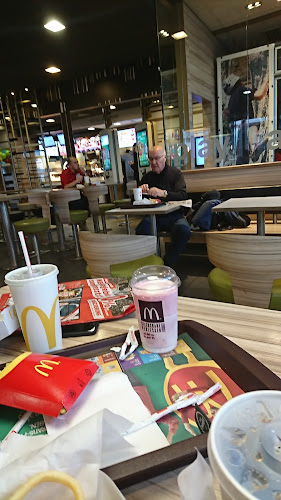 Opinii despre McDonald's SCS Parkplatz-Westring în Vösendorf - Gastronomie und Hotellerie