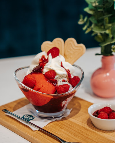 Opinii despre Café Eis-Greissler în Parndorf - Gastronomie und Hotellerie