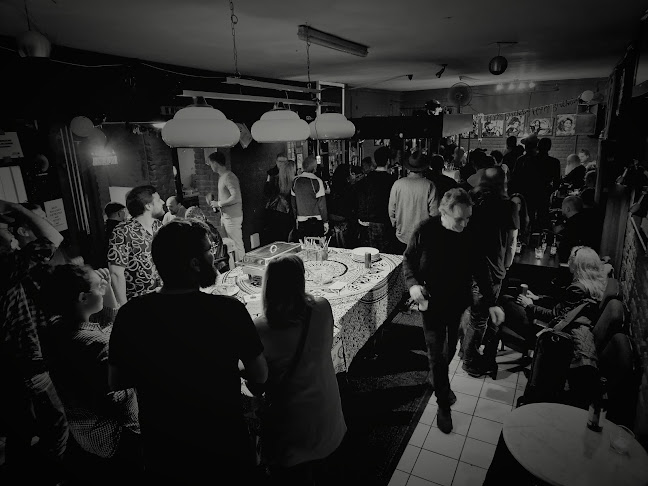 Club Cafe Quattro - Gastronomie und Hotellerie