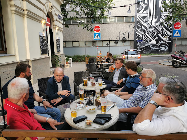 Nebenan - Gastronomie und Hotellerie