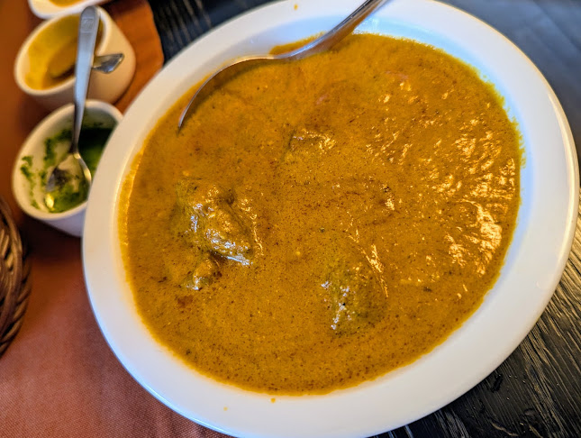 HIMAL Nepali Kitchen - Gastronomie und Hotellerie