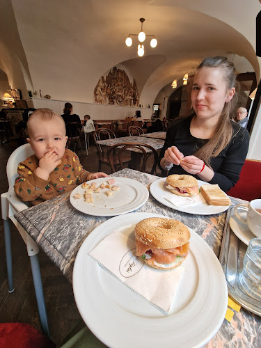 Opinii despre Café Diglas im Schottenstift în Wien - Gastronomie und Hotellerie