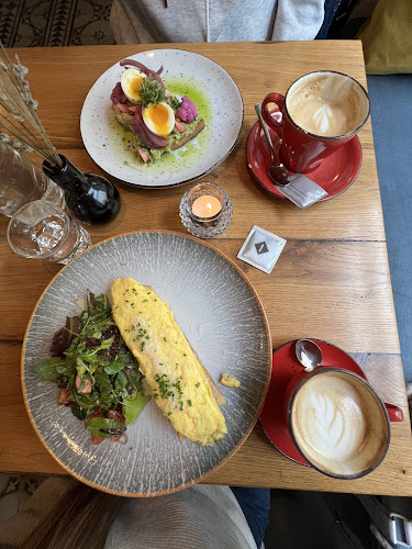 Café Zehnsiebzig - Wien