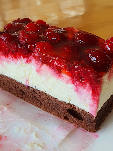 Bäckerei - Café - Konditorei - Pizzeria - Holzer