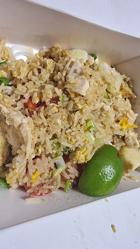 Som Kitchen Eatery - Twin Towers - Gastronomie und Hotellerie