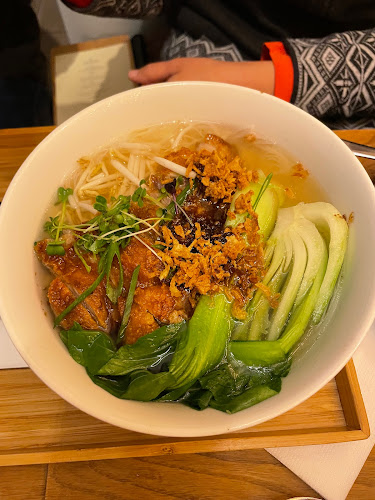 Opinii despre Shin Taiwanese Eatery în Wien - Gastronomie und Hotellerie