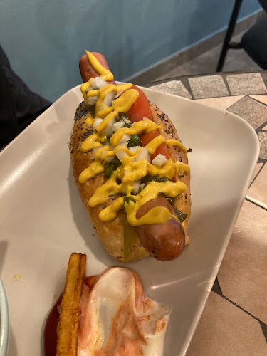 Dazwischen - Gastronomie und Hotellerie