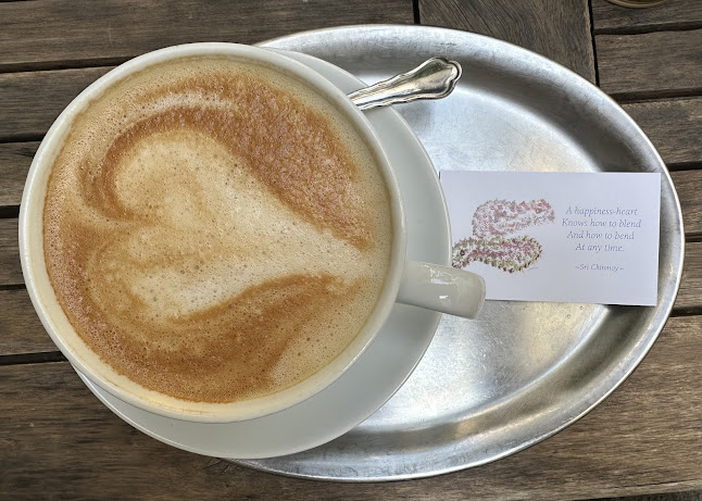 Opinii despre Secret Garden Café Restaurant în Wien - Gastronomie und Hotellerie