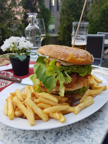 Opinii despre Restaurant La Maria în Schwaz - Gastronomie und Hotellerie