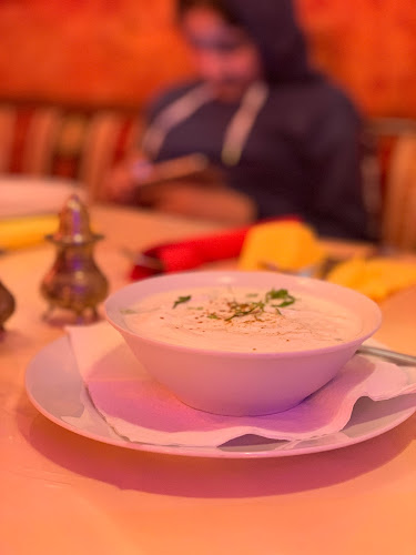 Indian Restaurant Taj Mahal - Gastronomie und Hotellerie