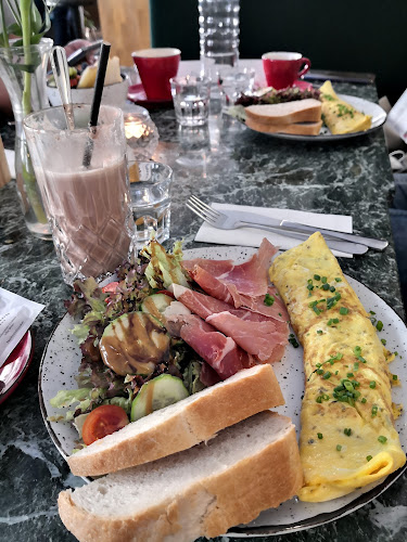 Comentarii opinii despre Café Zehnsiebzig