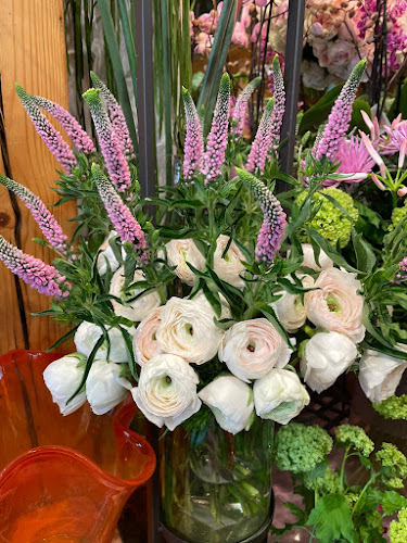 Blumen Helga - Gastronomie und Hotellerie