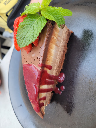 Comentarii opinii despre SIXTA