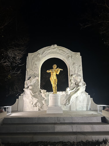 Opinii despre Zapfmeisterei Bermuda Bräu în Wien - Gastronomie und Hotellerie