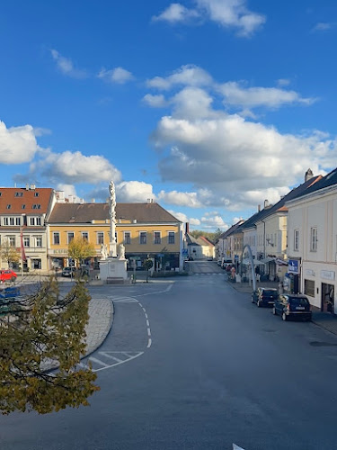 Comentarii opinii despre Konditorei Petznek