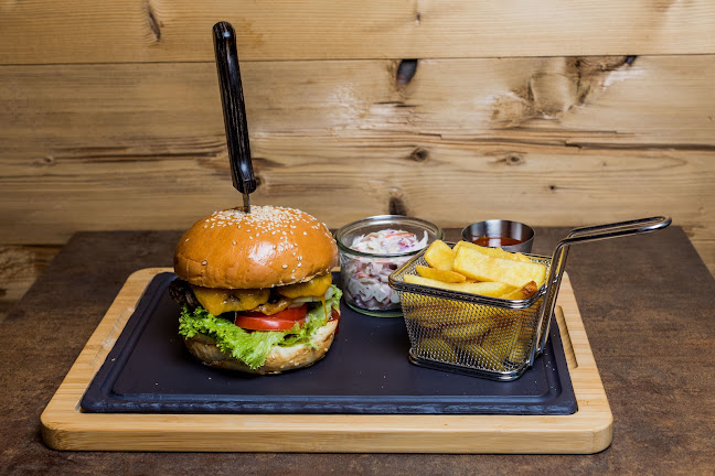 Opinii despre Surfers în Telfs - Gastronomie und Hotellerie