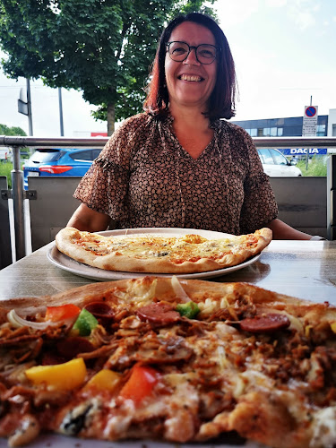 Opinii despre Chicago Bar în Leonding - Gastronomie und Hotellerie