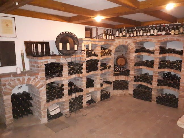 Opinii despre Weingut Heinrich Hartl în Oberwaltersdorf - Gastronomie und Hotellerie