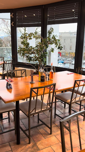 LOMBARDO | Pizza Per Tutti - Ristorante