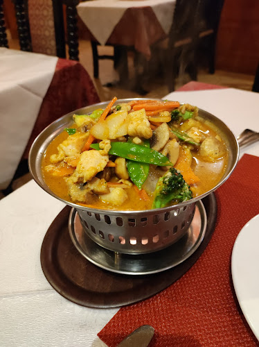 Opinii despre China Restaurant Neu Lucky în Bad Vöslau - Gastronomie und Hotellerie