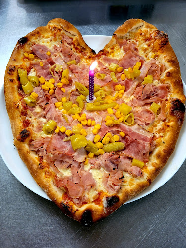 Pizzeria Halil - Gastronomie und Hotellerie