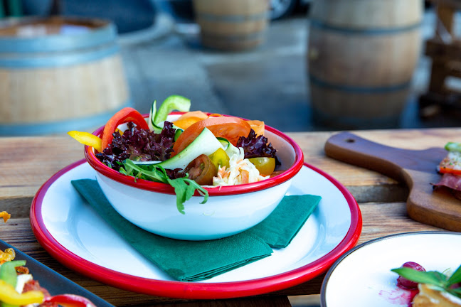 Comentarii opinii despre RELISH PEAK COTTAGE