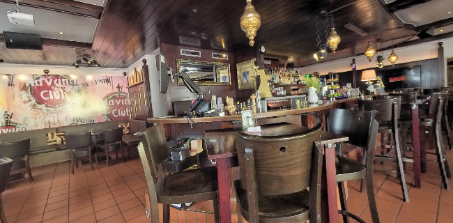 Monkeys University - Gastronomie und Hotellerie