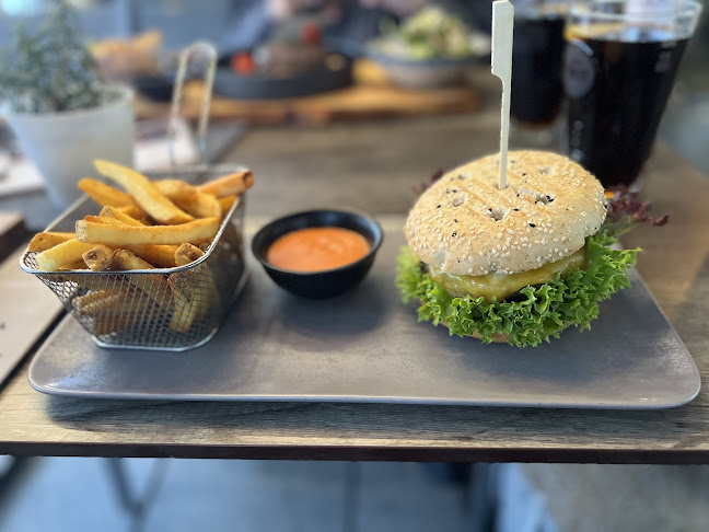 Die Fliegerei - Gastronomie und Hotellerie