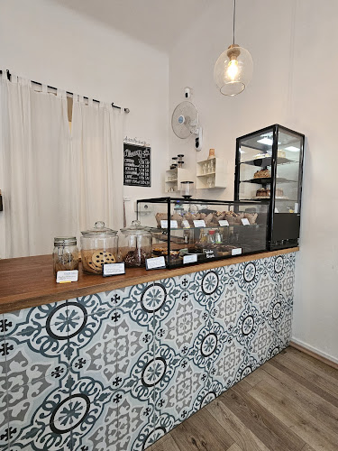 ausnahmsweise - Café für vegane, glutenfreie Kuchen