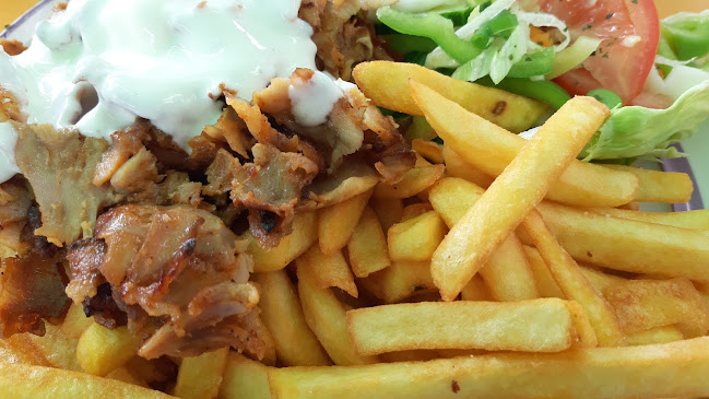 Pizzeria und Kebap DINO - Gastronomie und Hotellerie