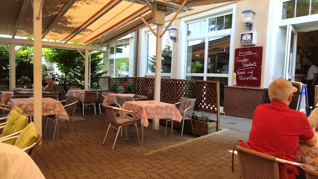 Trattoria Castel Nuovo - Gastronomie und Hotellerie