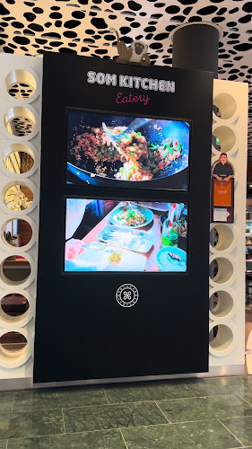 Som Kitchen Eatery - Twin Towers - Gastronomie und Hotellerie
