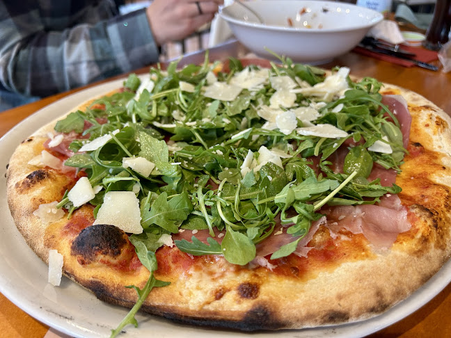 LOMBARDO | Pizza Per Tutti - Ristorante - Gastronomie und Hotellerie