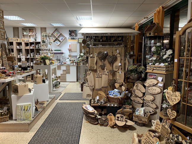 Tina's Geschenkestube - Döbriach