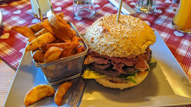 Opinii despre Naturfreunde Bootshaus în St. Pölten - Gastronomie und Hotellerie