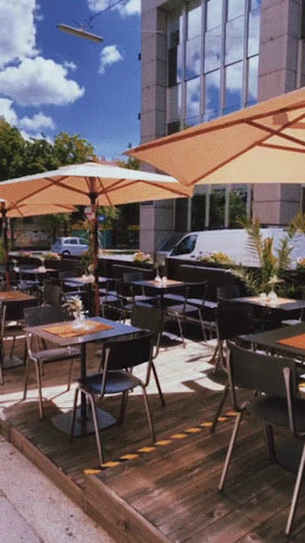 Unicorn Bar Kitchen & Club