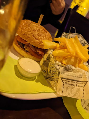 Opinii despre UPTOWN în Klosterneuburg - Gastronomie und Hotellerie