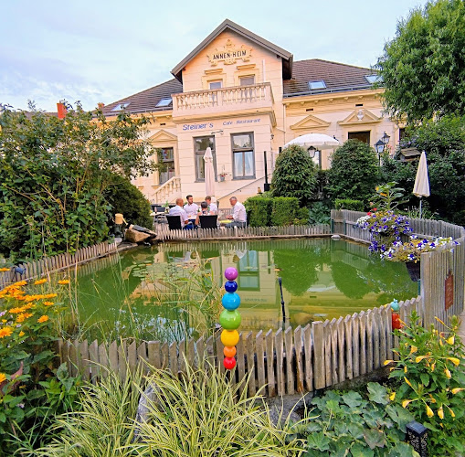 Hauptpl. 6, 2126 Ladendorf