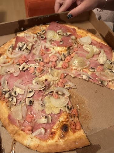 Pizza Hollywood Hollabrunn - Hollabrunn