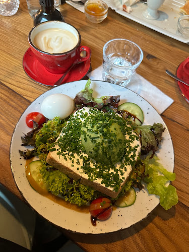 Café Zehnsiebzig - Gastronomie und Hotellerie