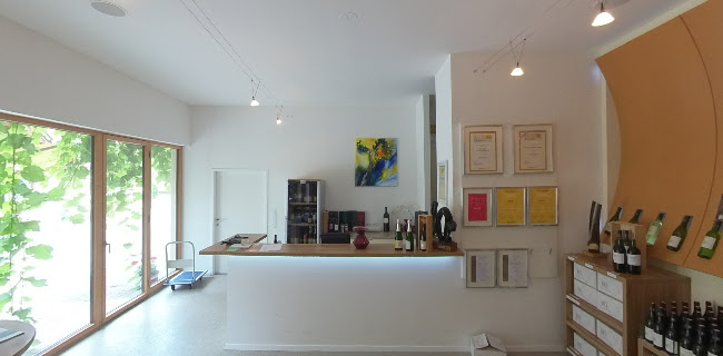 Opinii despre Weingut Heinrich Hartl în Oberwaltersdorf - Gastronomie und Hotellerie