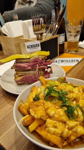 Comentarii opinii despre Dazwischen