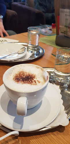 Opinii despre Bäckerei Riesenhuber GmbH în Aschbach-Markt - Gastronomie und Hotellerie