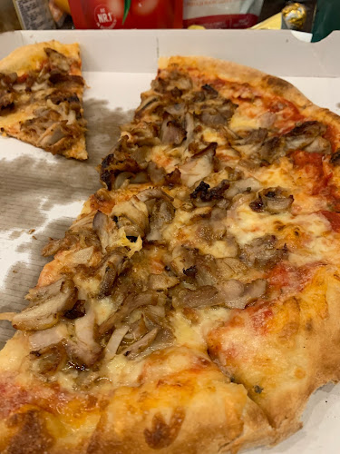 Trio Kebap Pizza Falafel - Gastronomie und Hotellerie