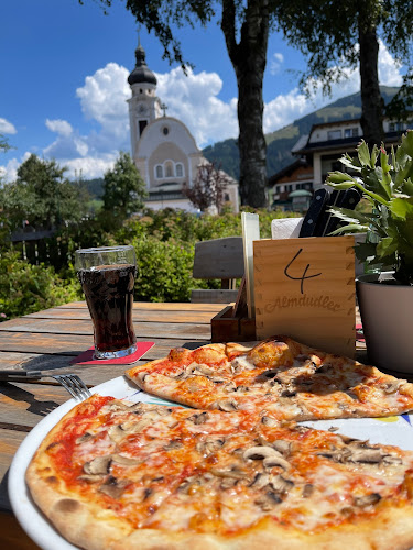 Opinii despre Pizzeria Marco în Oberndorf in Tirol - Gastronomie und Hotellerie