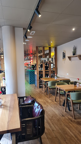 Opinii despre Burger Boutique Kapfenberg ECE în Kapfenberg - Gastronomie und Hotellerie