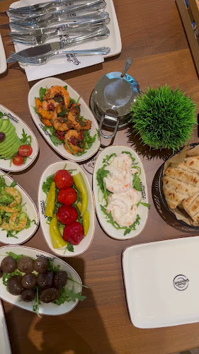 Opinii despre Dem's Gourmet G3 în Gerasdorf bei Wien - Gastronomie und Hotellerie