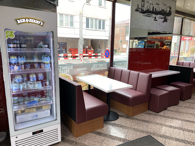 Opinii despre Kebap-Pizzahaus Schwechat în Schwechat - Gastronomie und Hotellerie