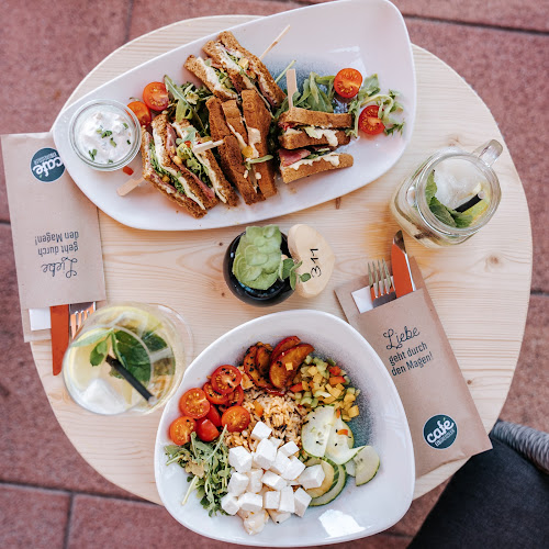 Opinii despre Café Eis-Greissler în Parndorf - Gastronomie und Hotellerie