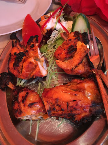 Indian Restaurant Taj Mahal - Gastronomie und Hotellerie